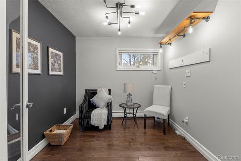 Tiny photo for 45401 W 9 Mile Road, Novi City, MI 48374 (MLS # 20261021758)