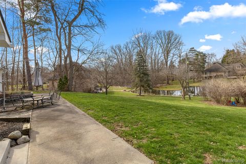 Tiny photo for 45401 W 9 Mile Road, Novi City, MI 48374 (MLS # 20261021758)