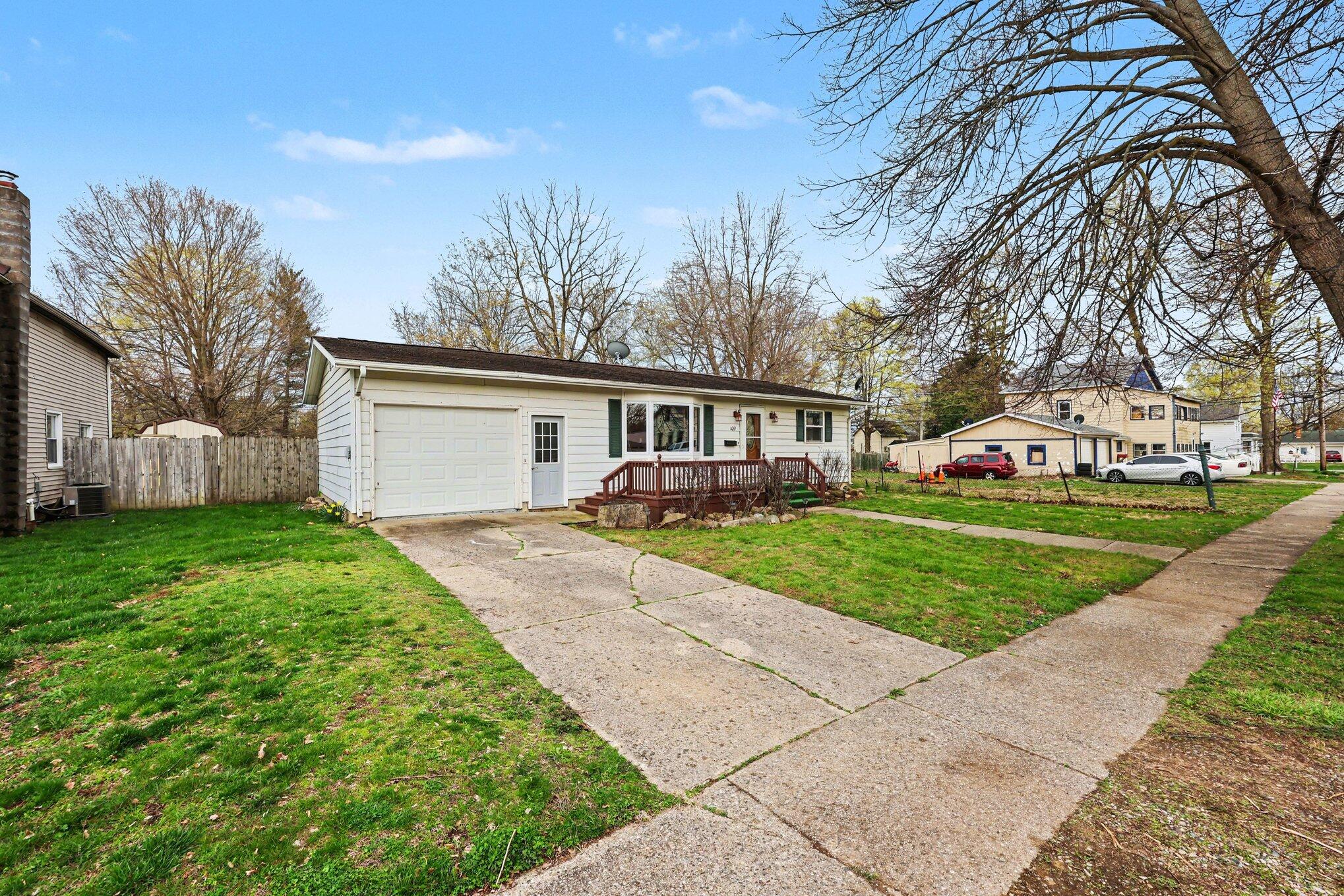 109 E Fulton Street
