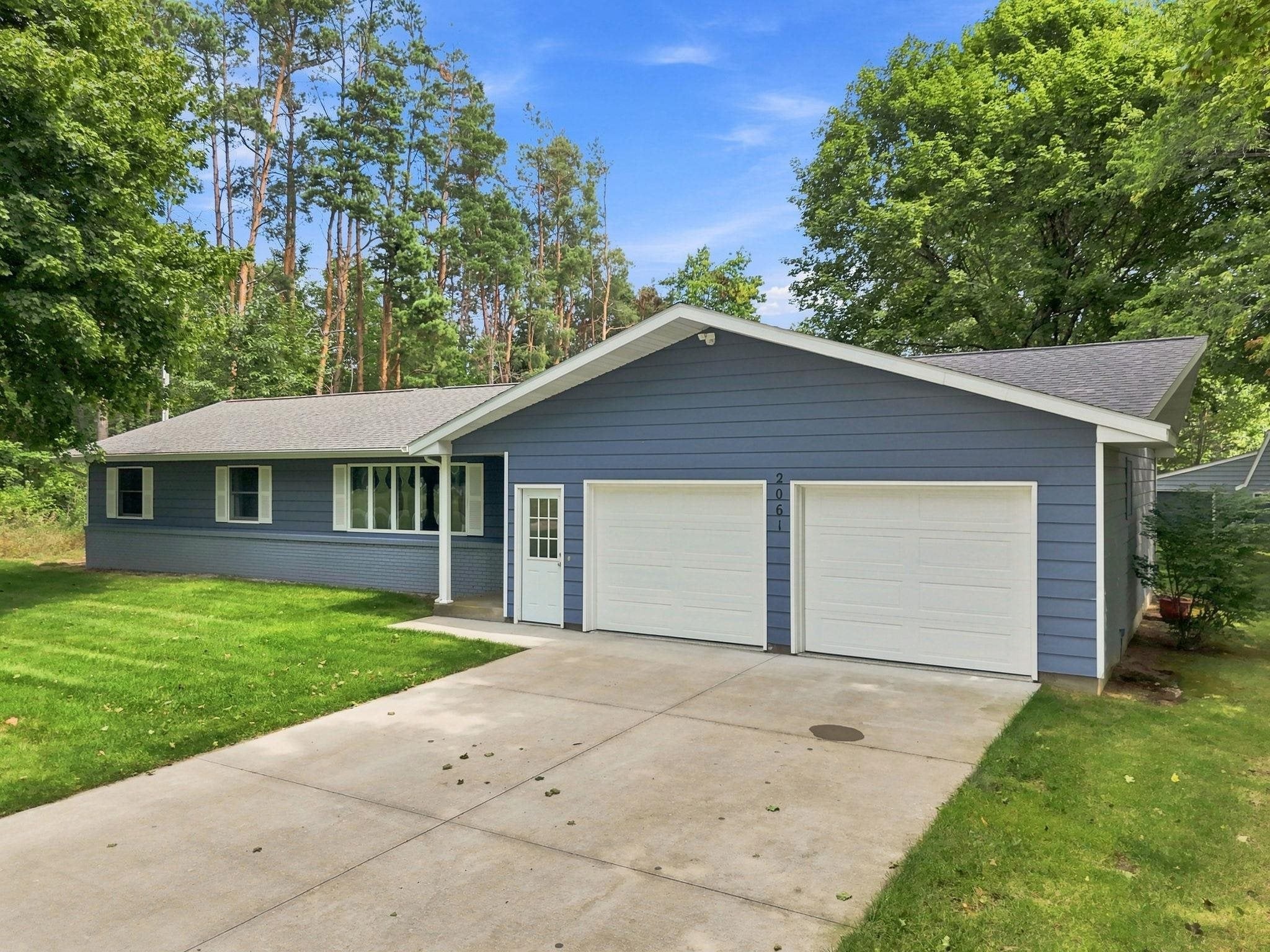 2061 S Green Road