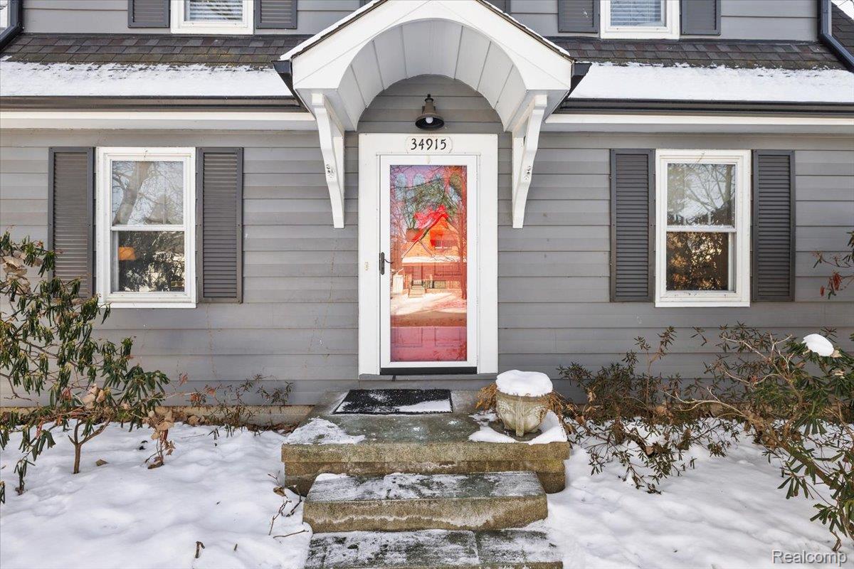 34915 Chestnut Street