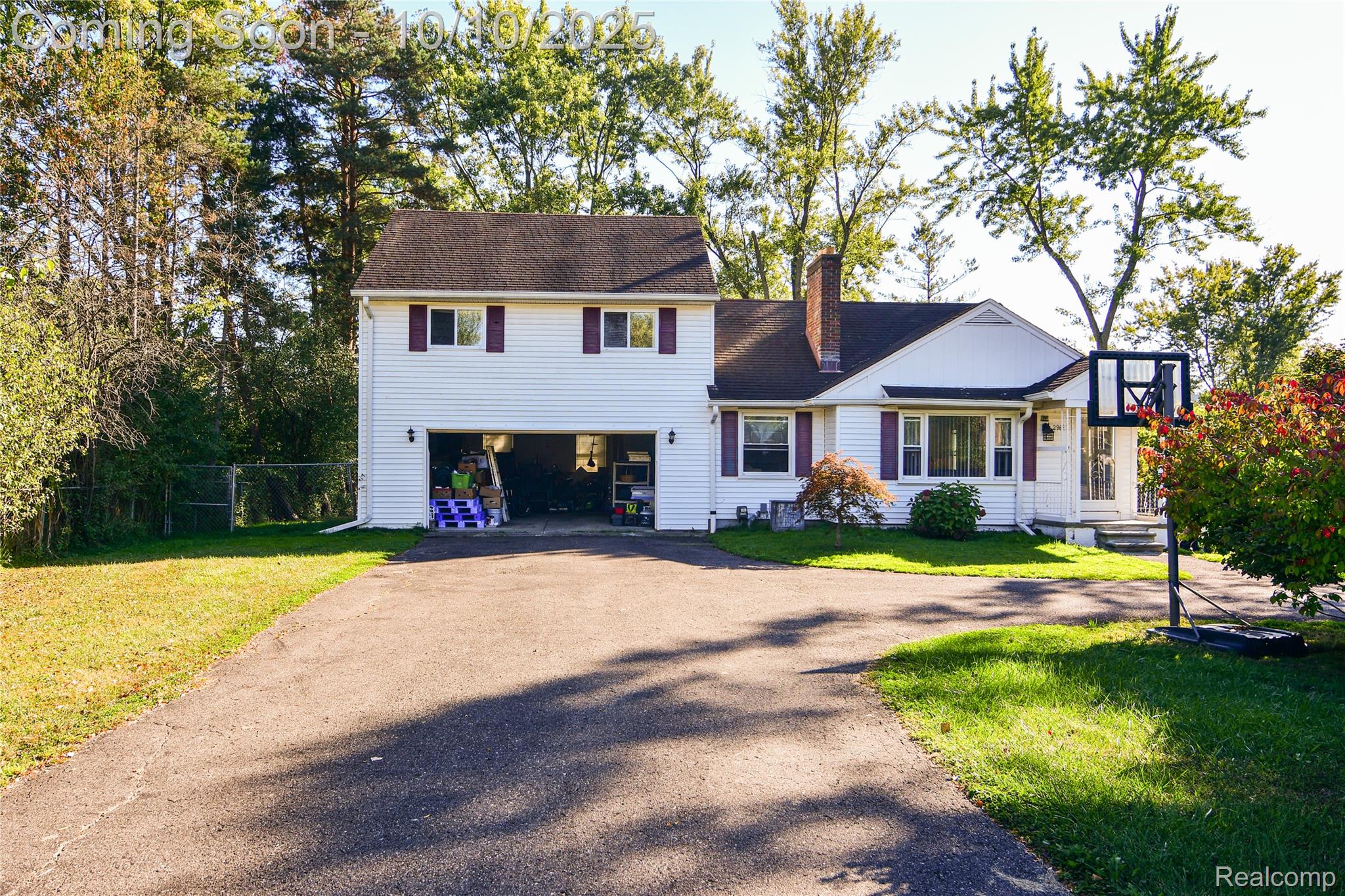 29693 Medbury Street