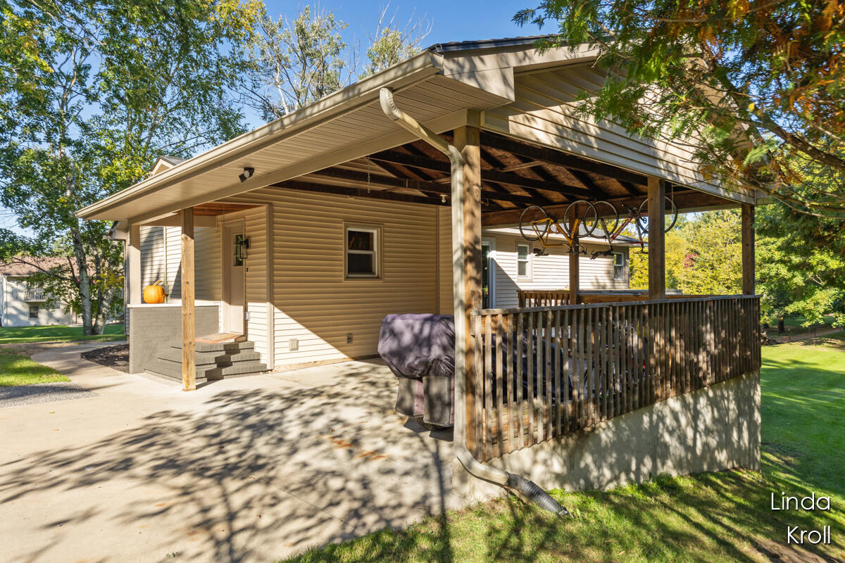 3080 Richmond Street NW