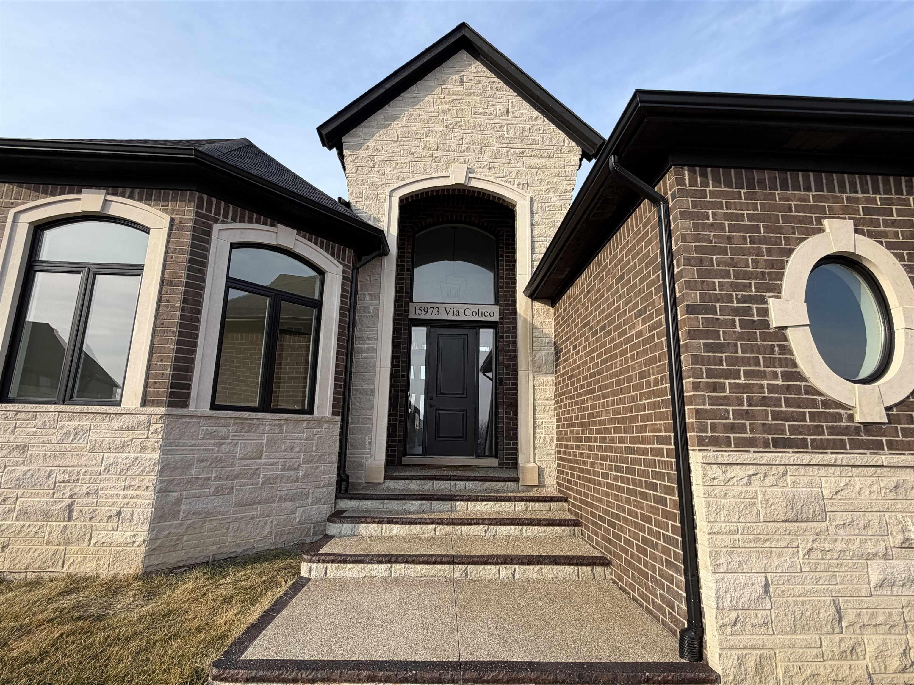 15973 VIA COLICO