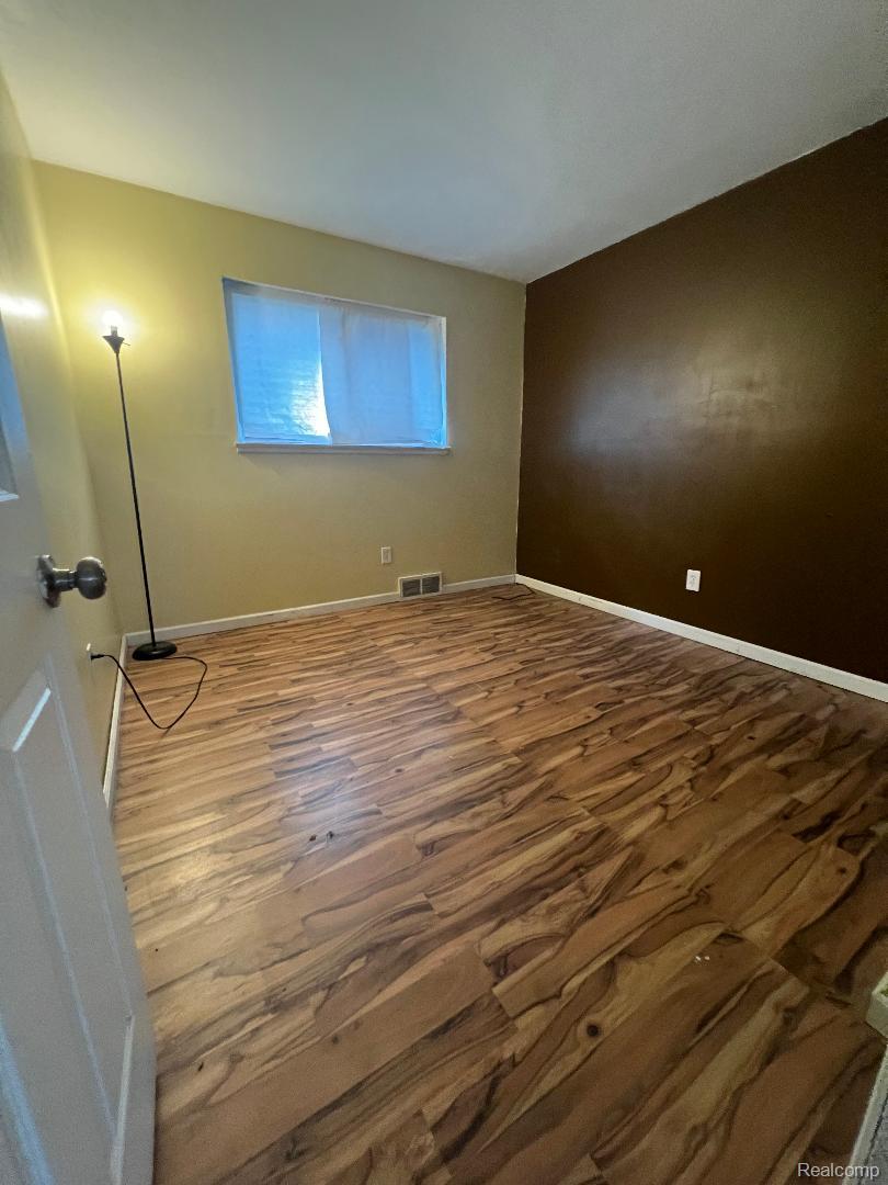 5024 SEMINOLE Street