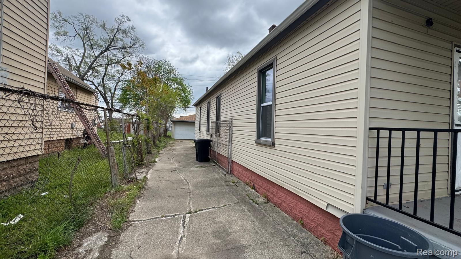 253 Beechwood Street