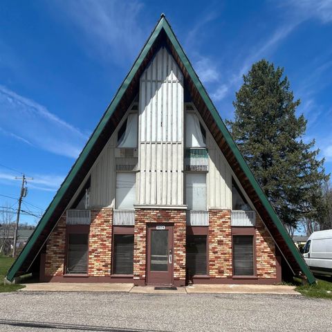 8874 W Houghton Lake Drive Lake Township Roscommon MI 48629