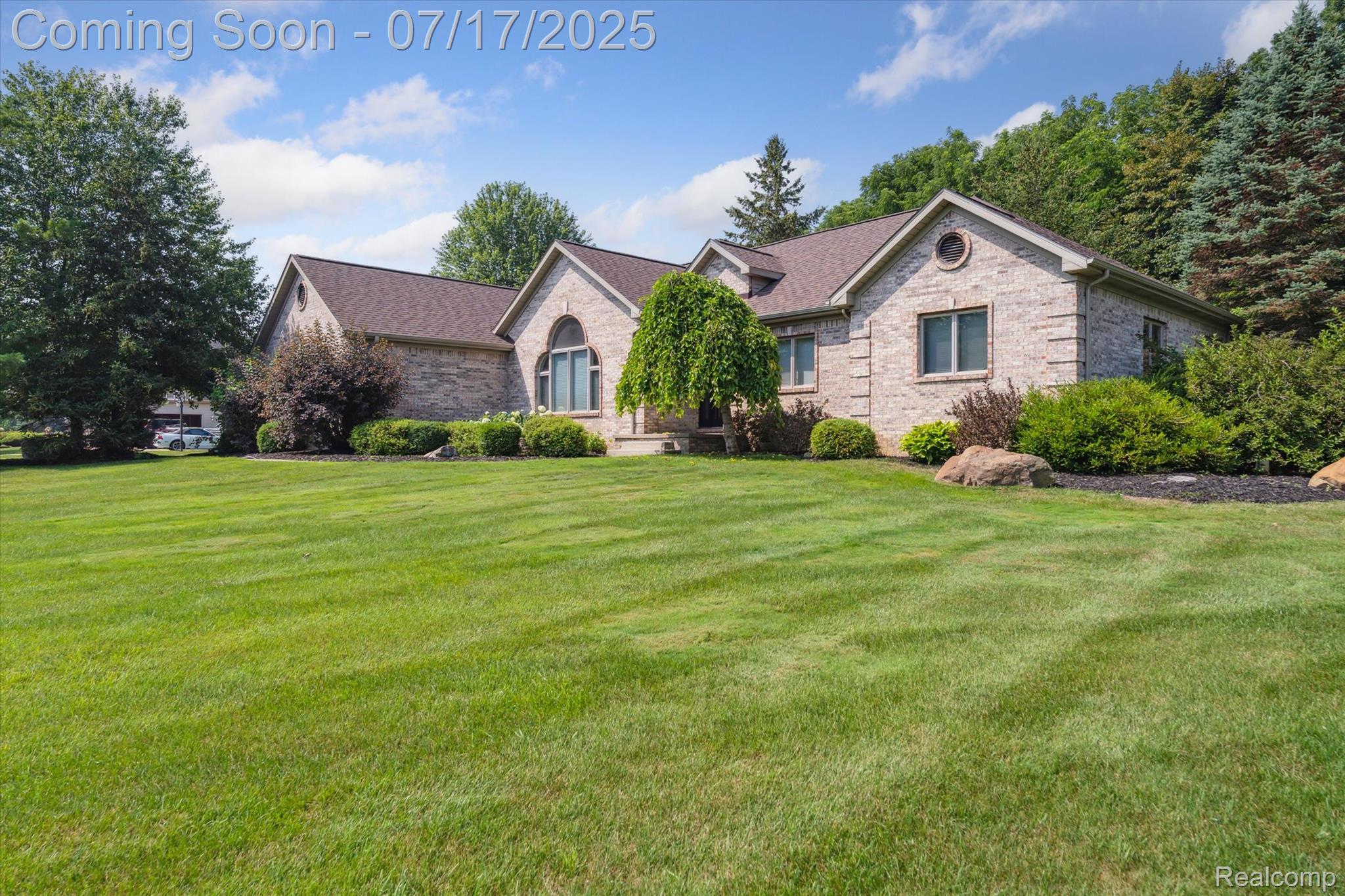 13188 Harborview Drive