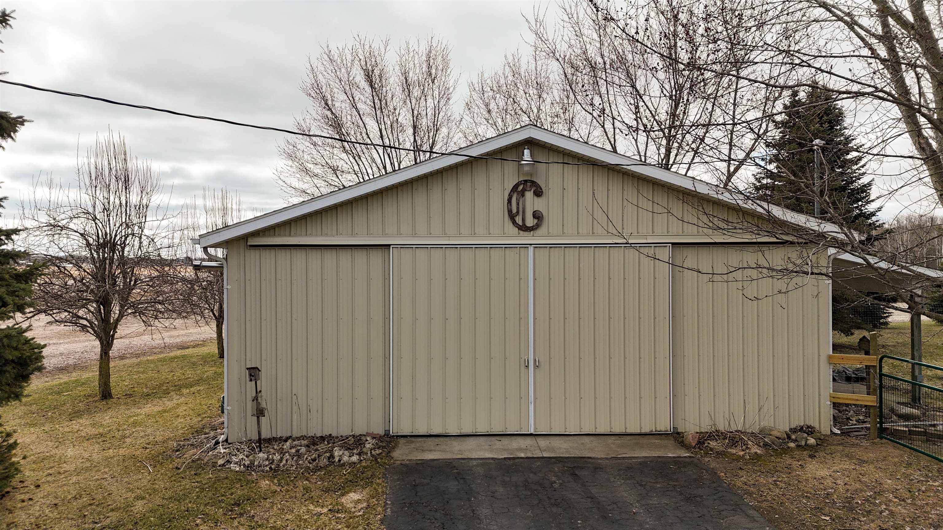 7141 W Pleasant Valley Road