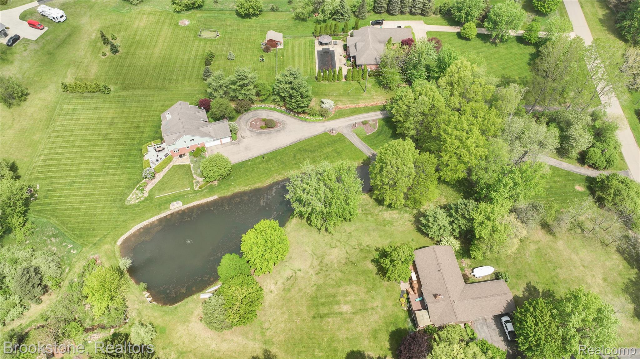 7859 BROOK LANE