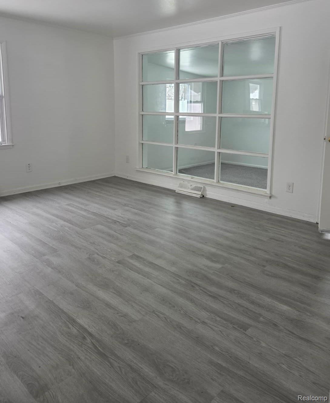 12851 SARATOGA Street