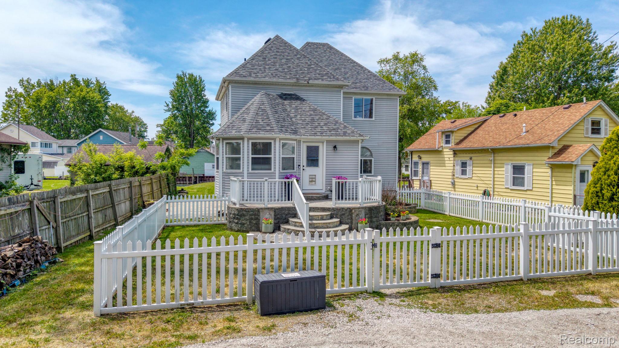 401 Pointe Tremble Road