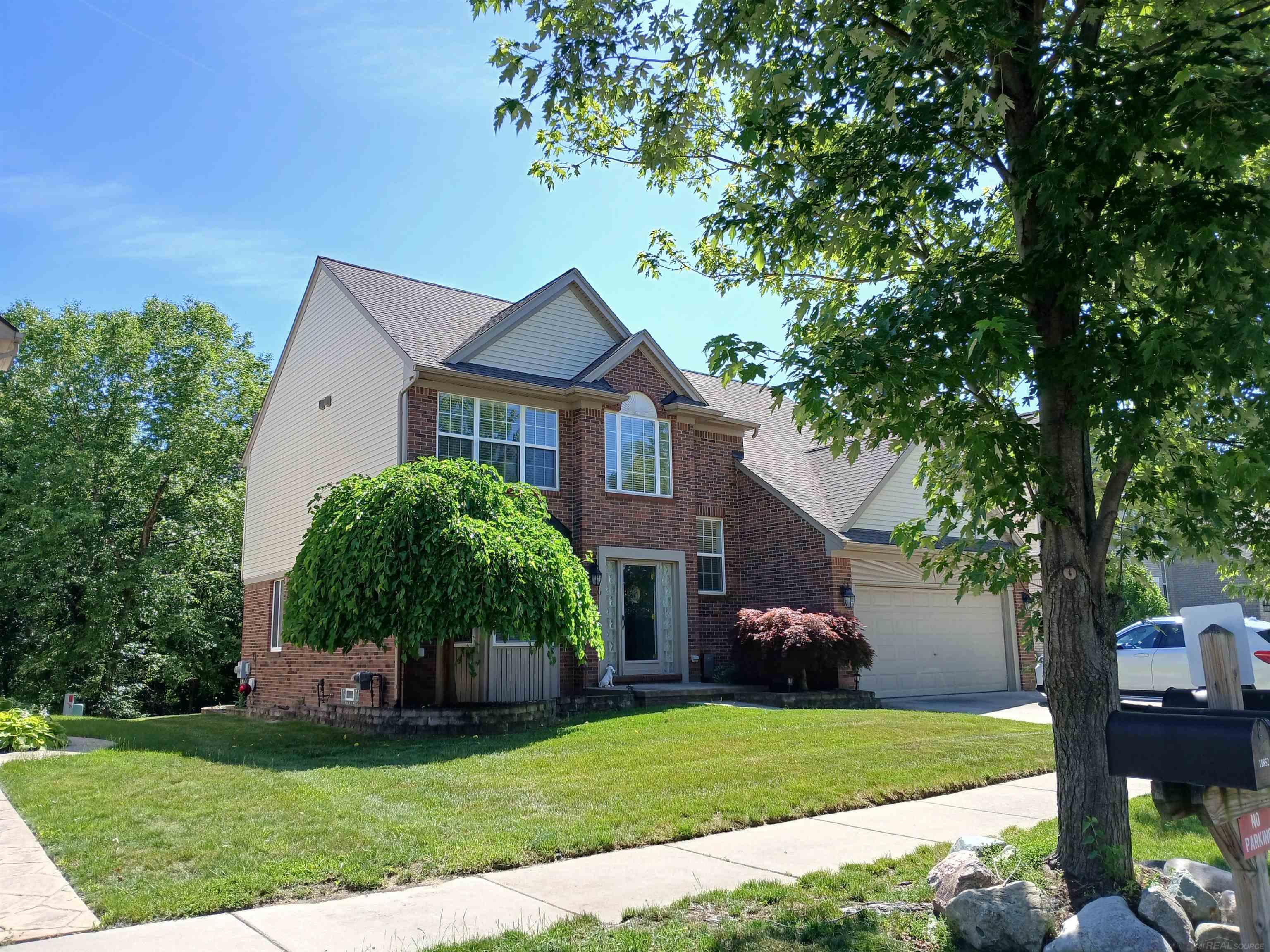 11820 Creekview Drive