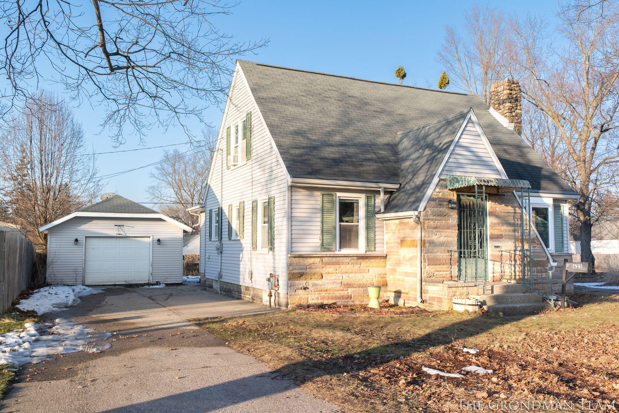 625 W Clinton Street