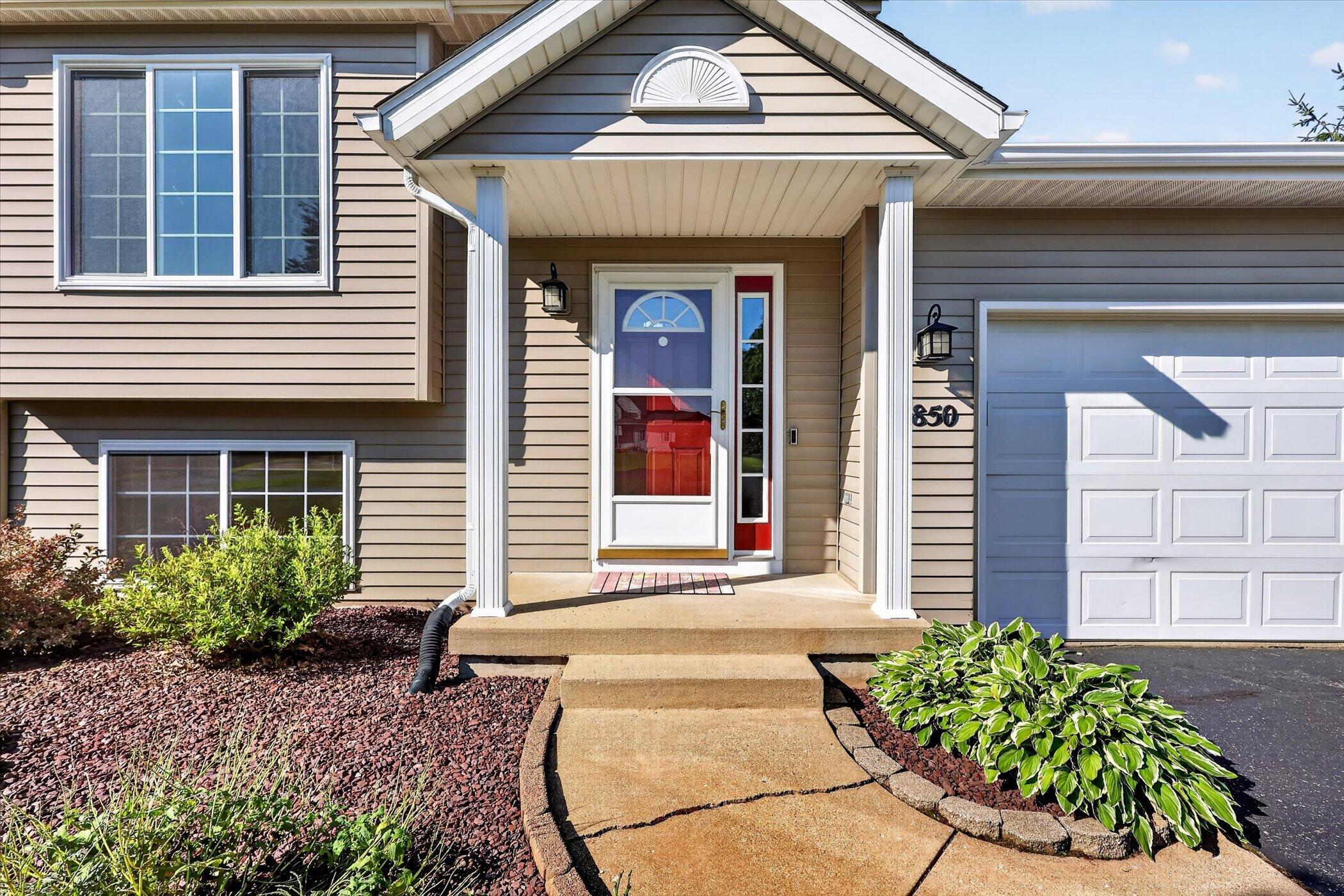 2850 Bark Court 17