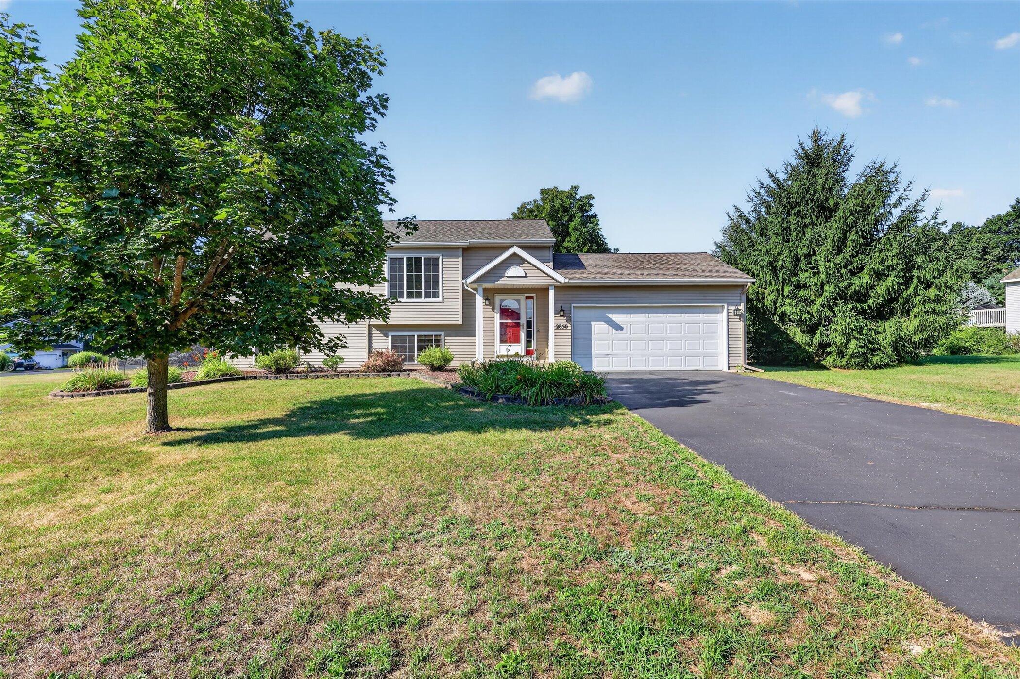 2850 Bark Court 17