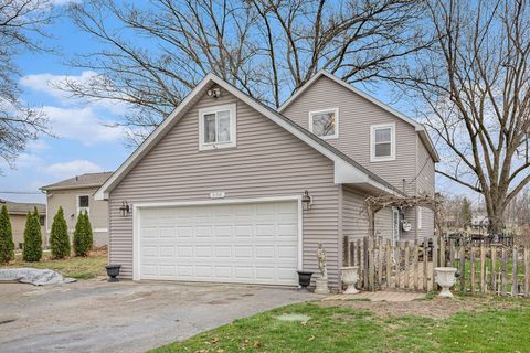 658 Meadow Dr Highland Charter Township MI 48357