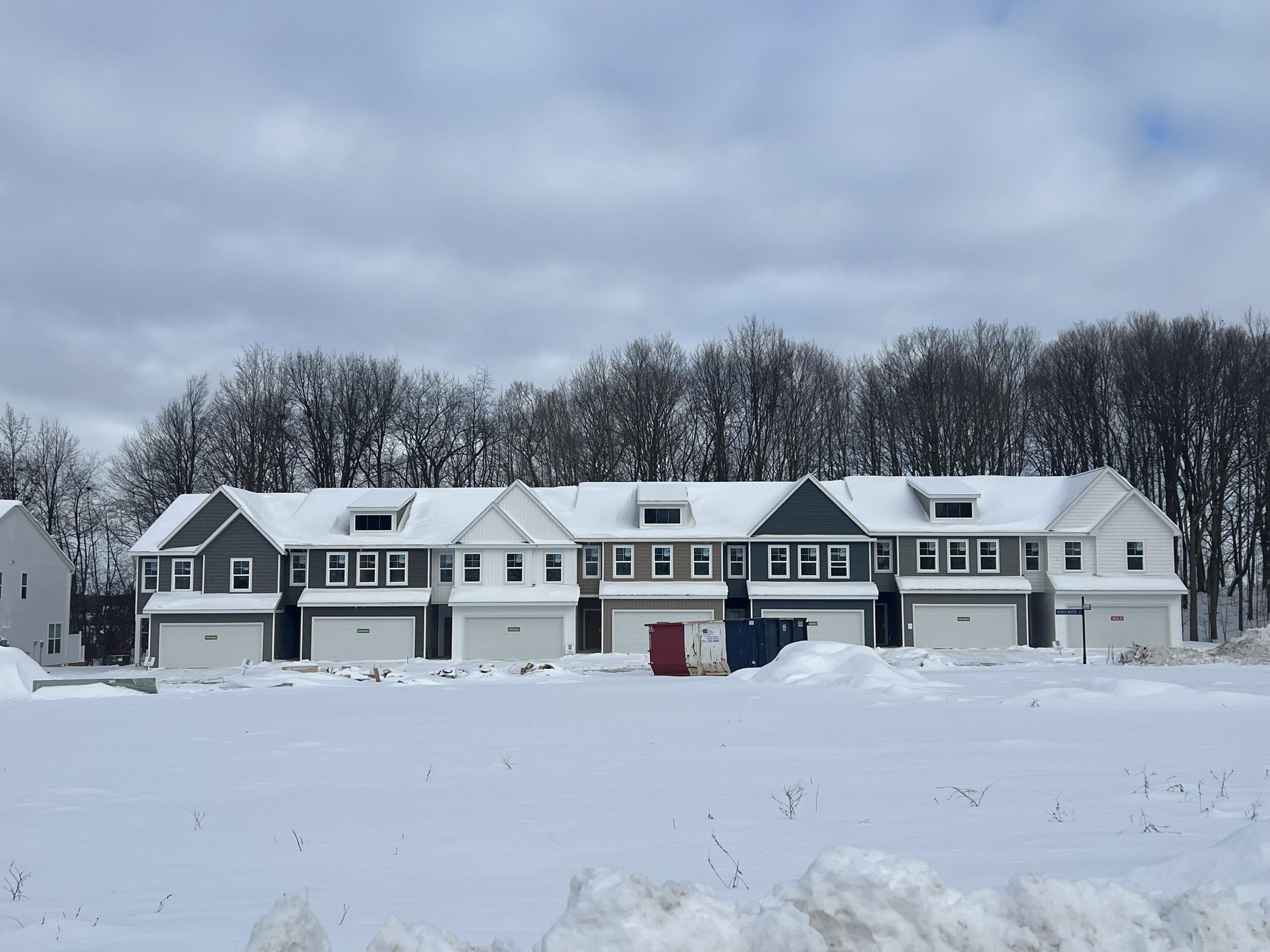 3333 Kings River Street SW 43