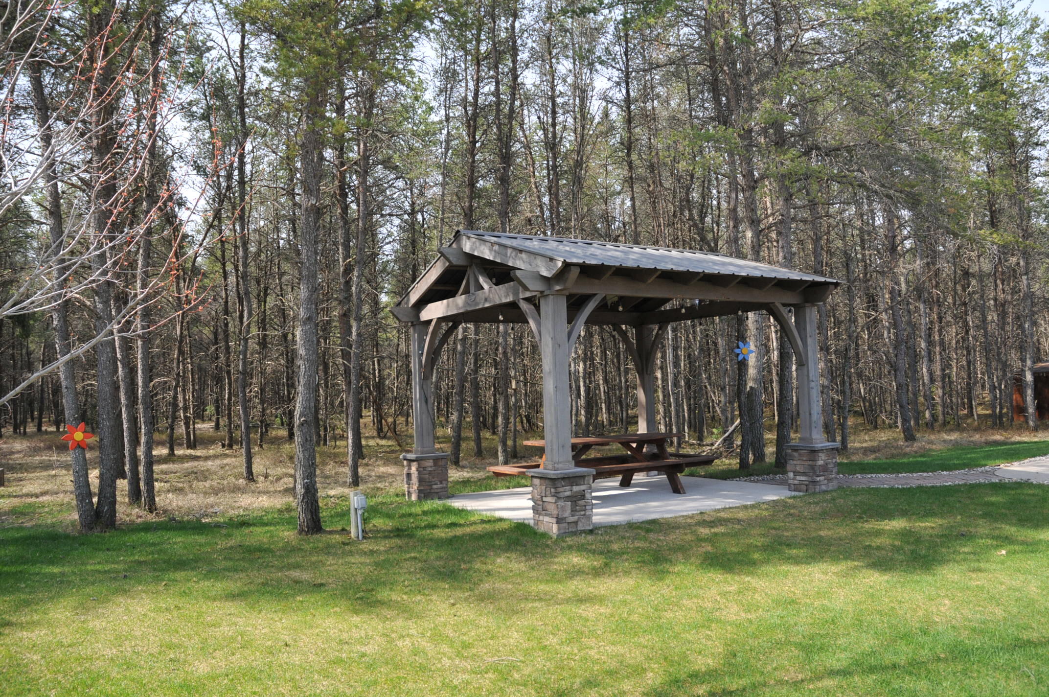 10992 Naples Road SE