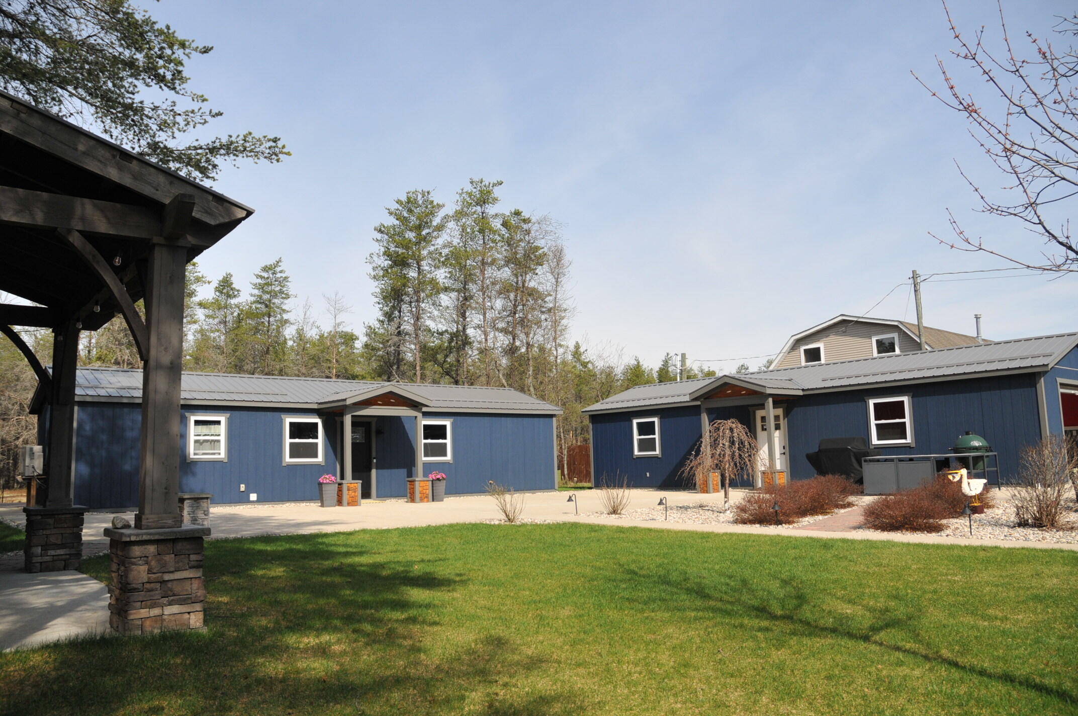 10992 Naples Road SE