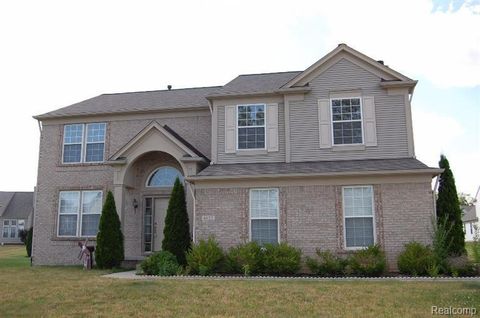 6122 Cherrywood Drive York Charter Township MI 48197