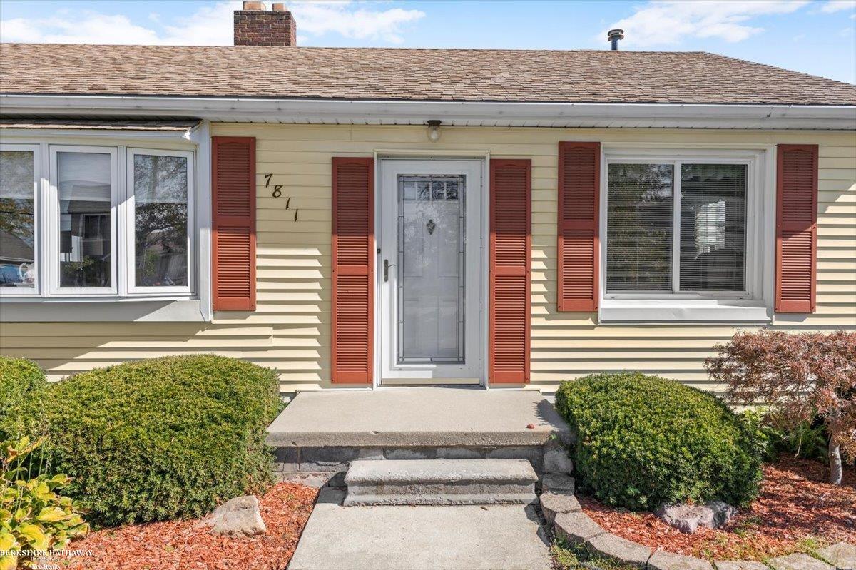 7811 Alexandria Drive