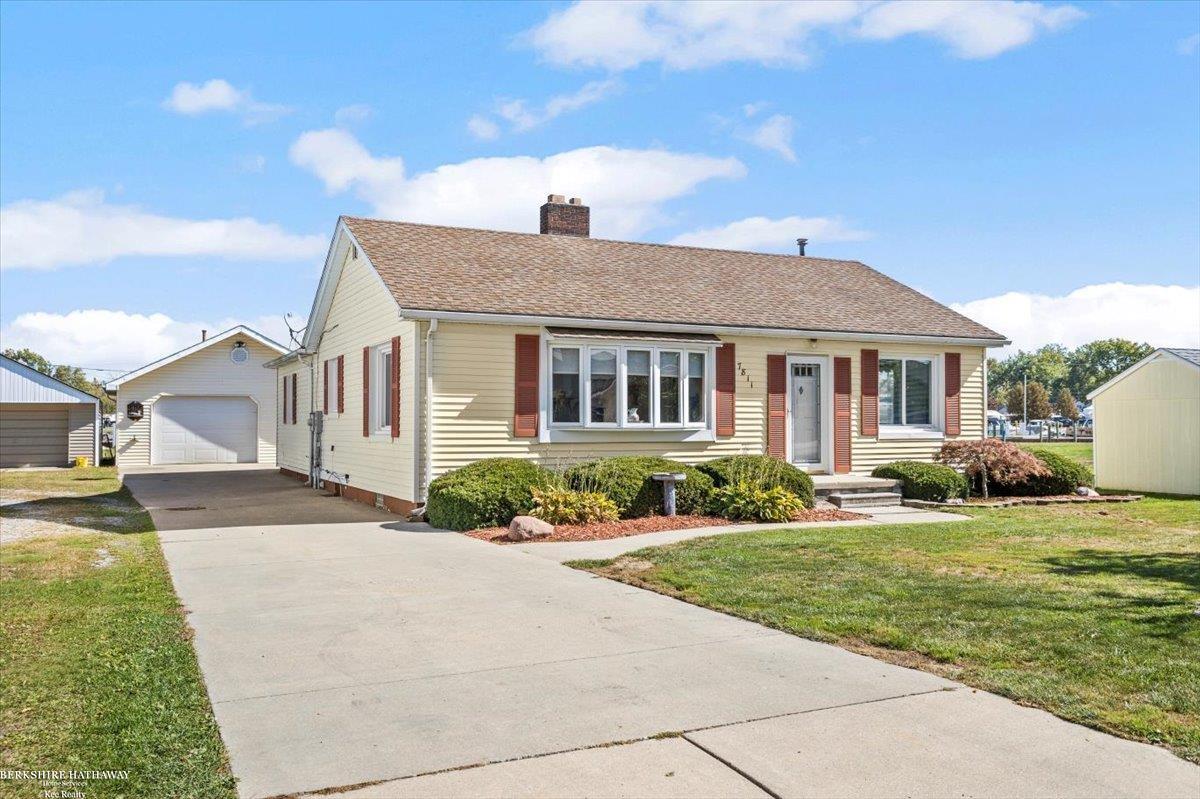 7811 Alexandria Drive