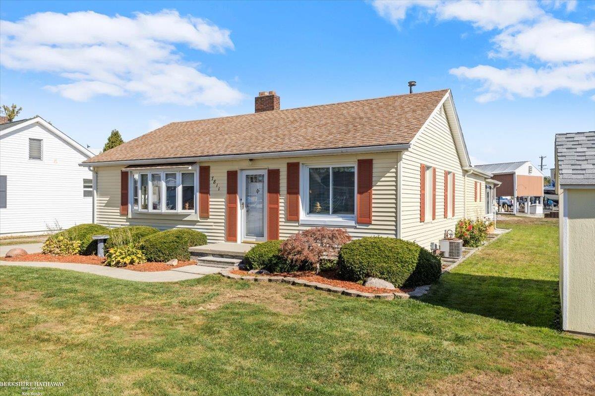 7811 Alexandria Drive