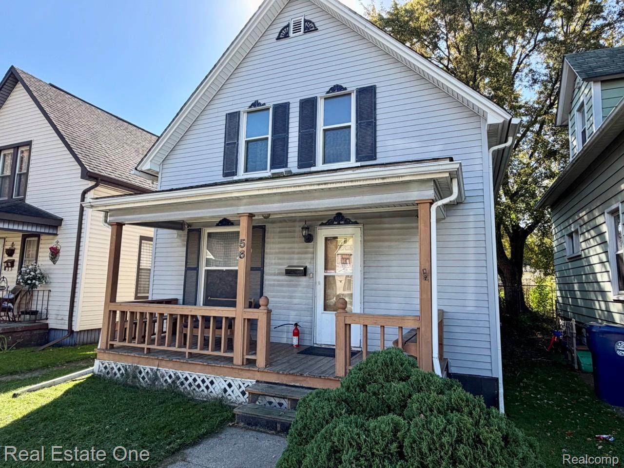 56 E Henry Street