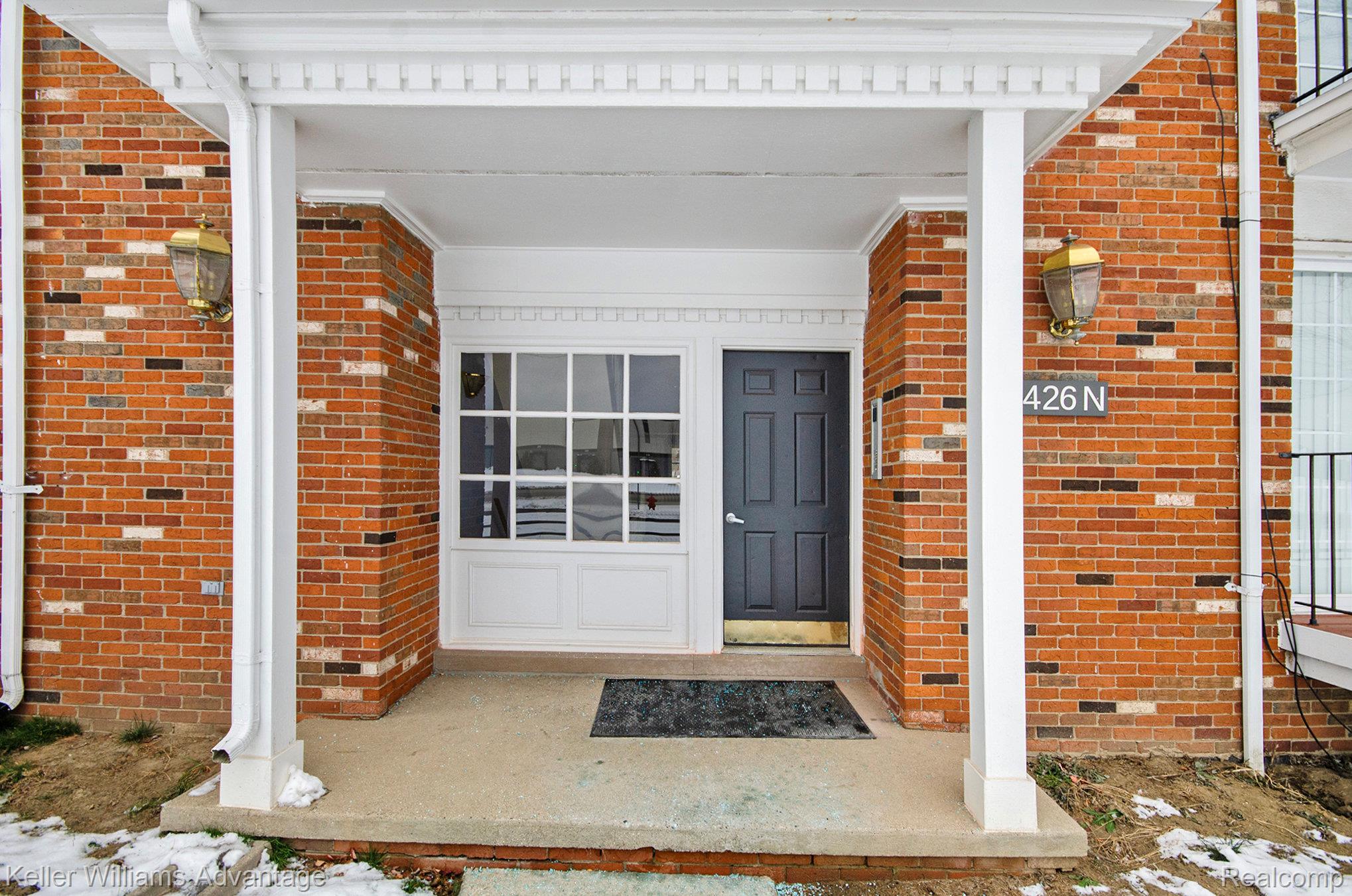 426 Fox Hills Drive N A5