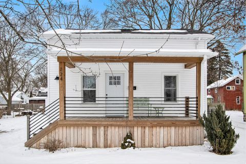 A home in MarshallCity_Calhoun