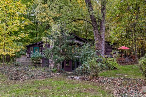 48814 Gyde Road Canton Charter Township MI 48187