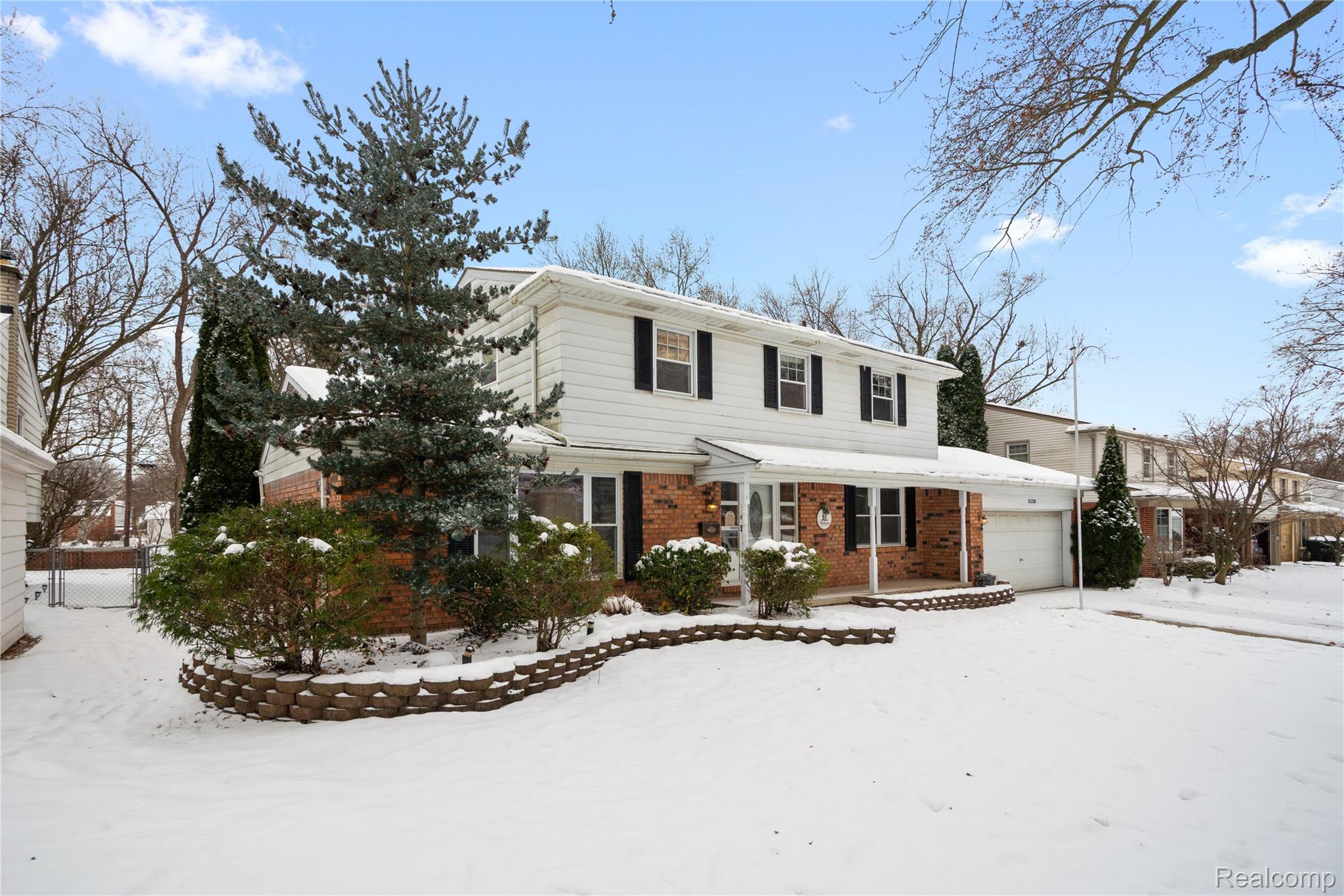 15238 Farmbrook Drive