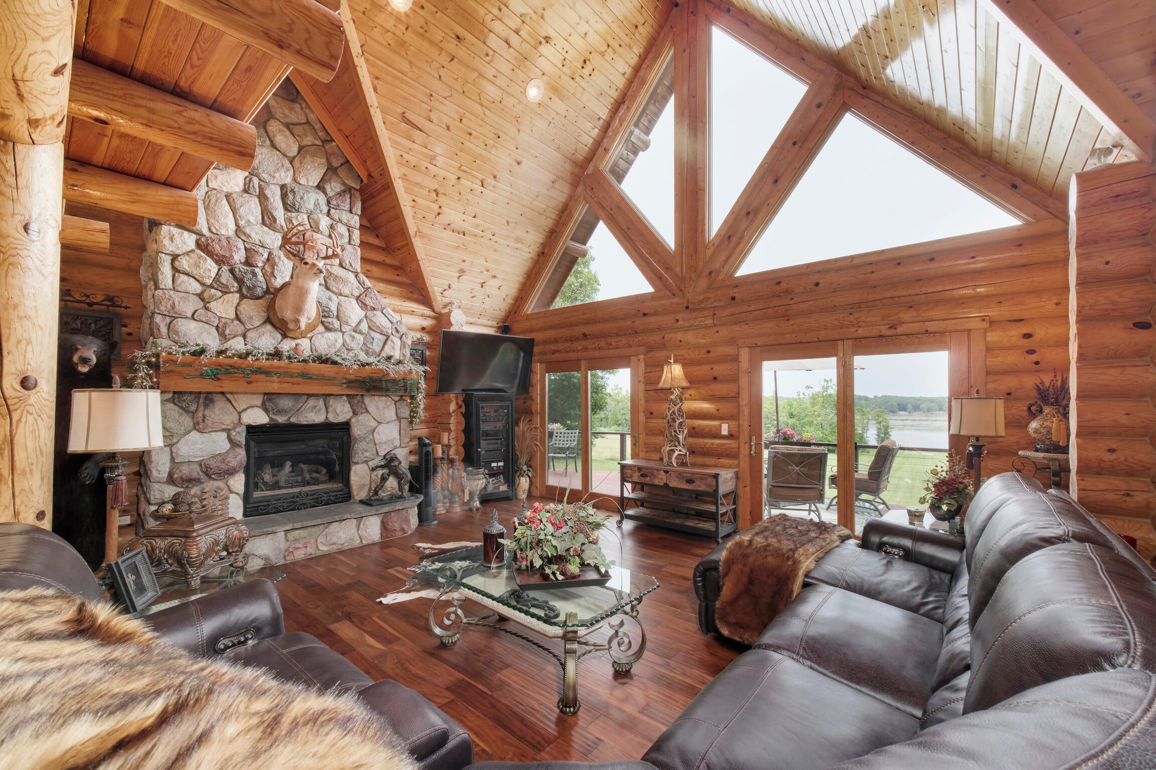 302 E Kott Road