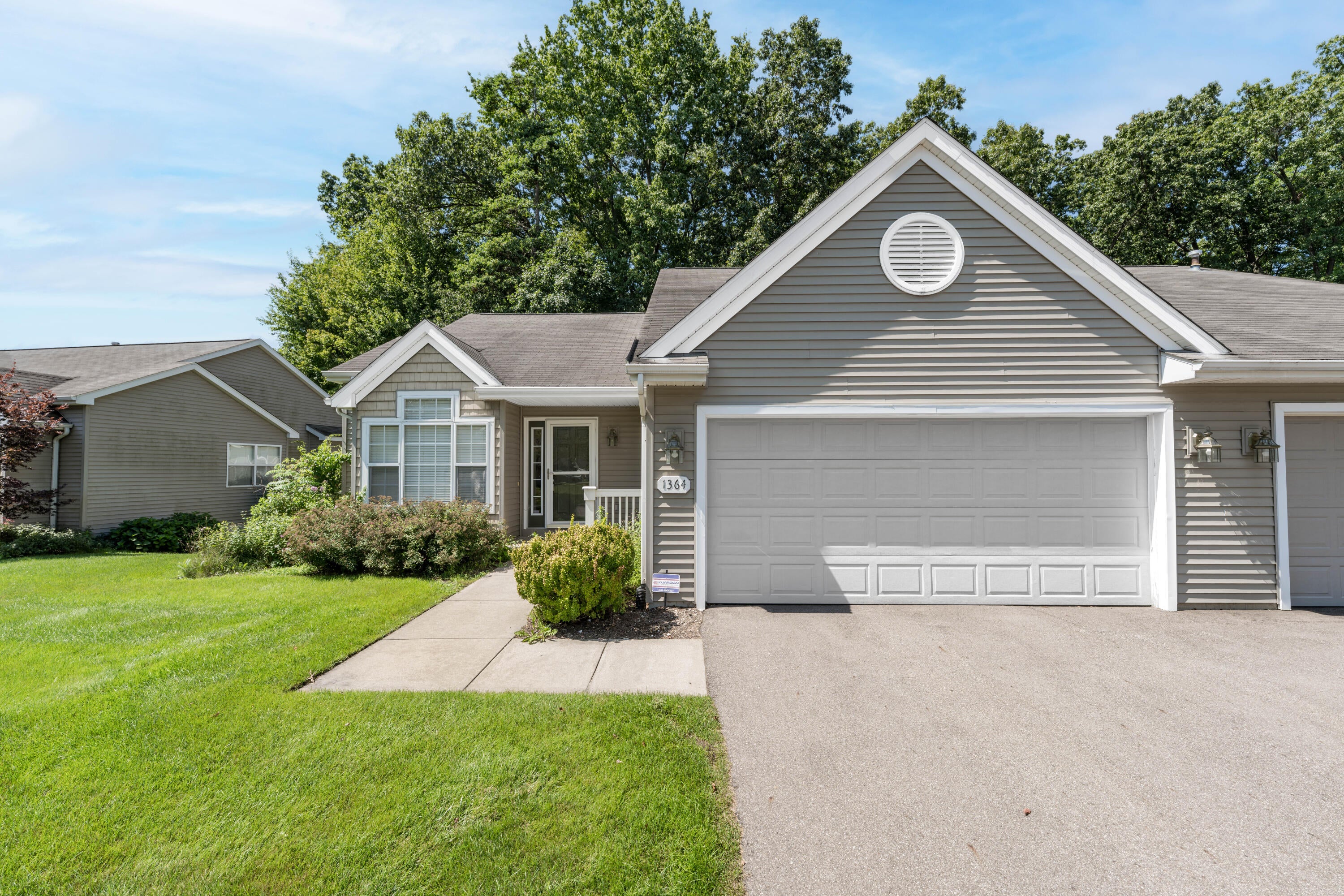 1364 Tanager Lane