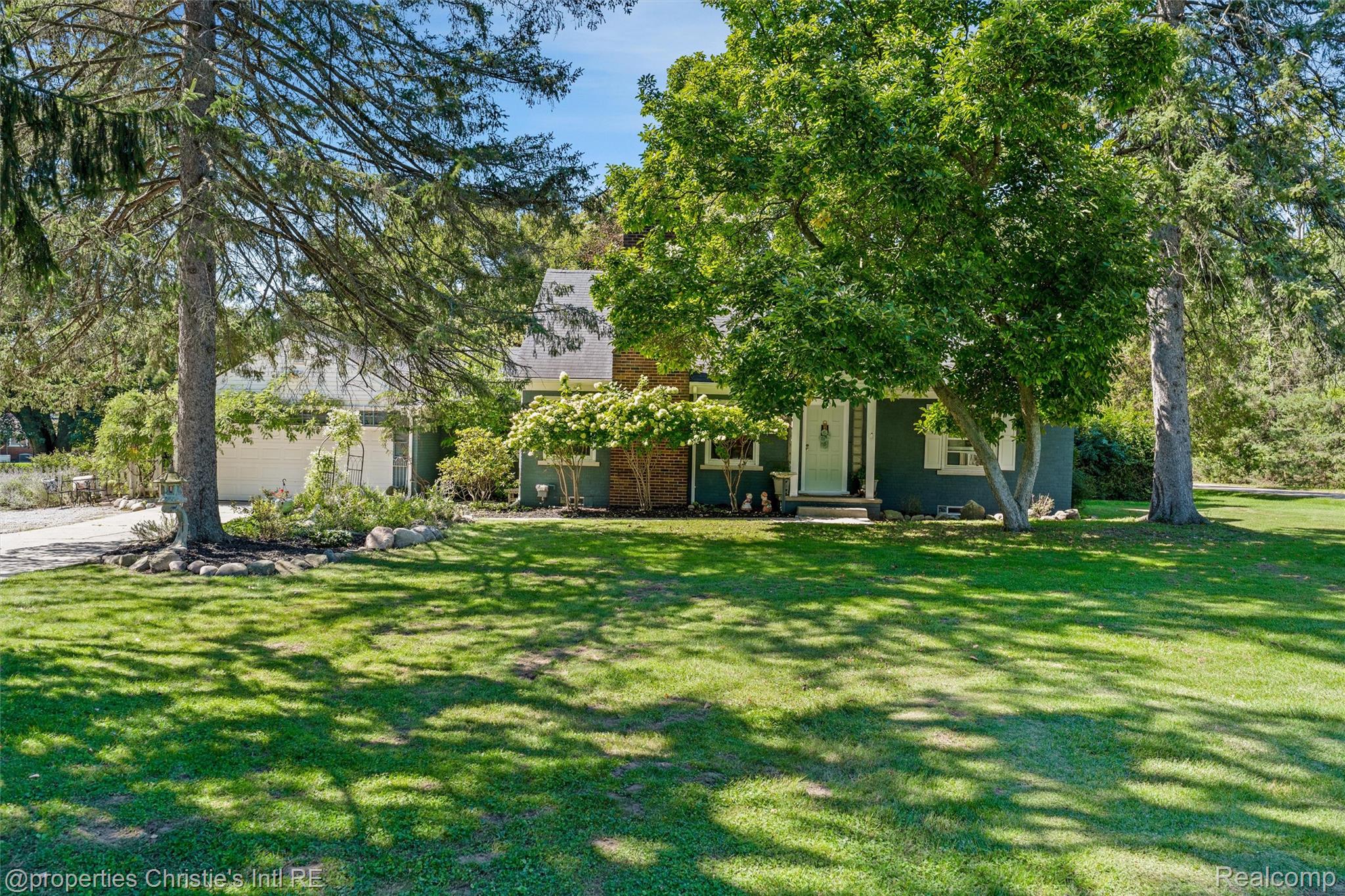 24379 Tamarack Trail