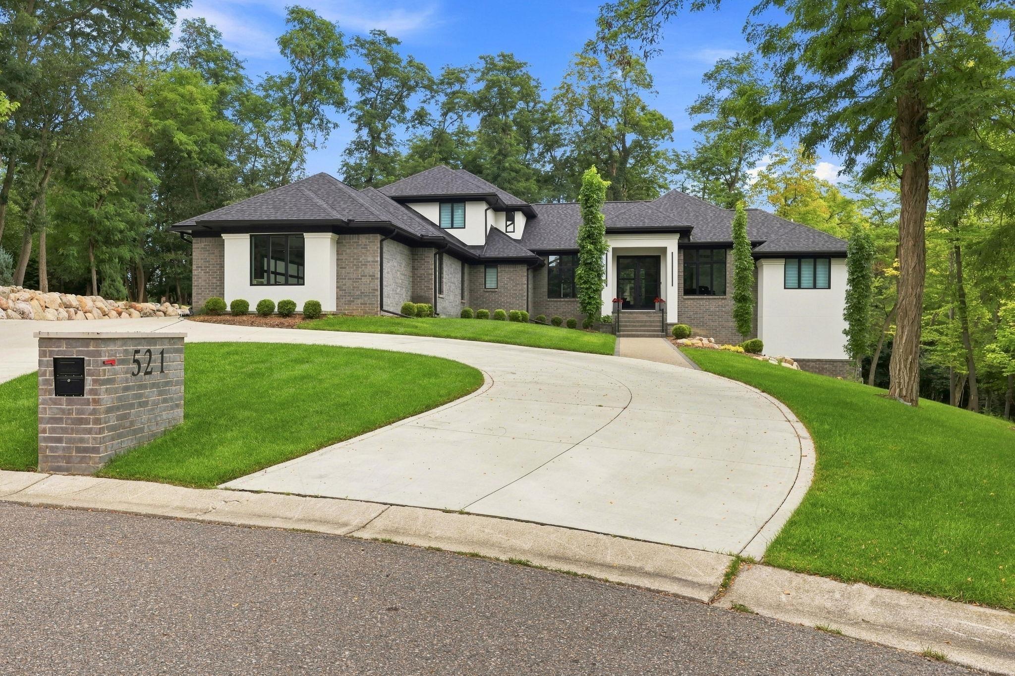 521 Iroquois Court