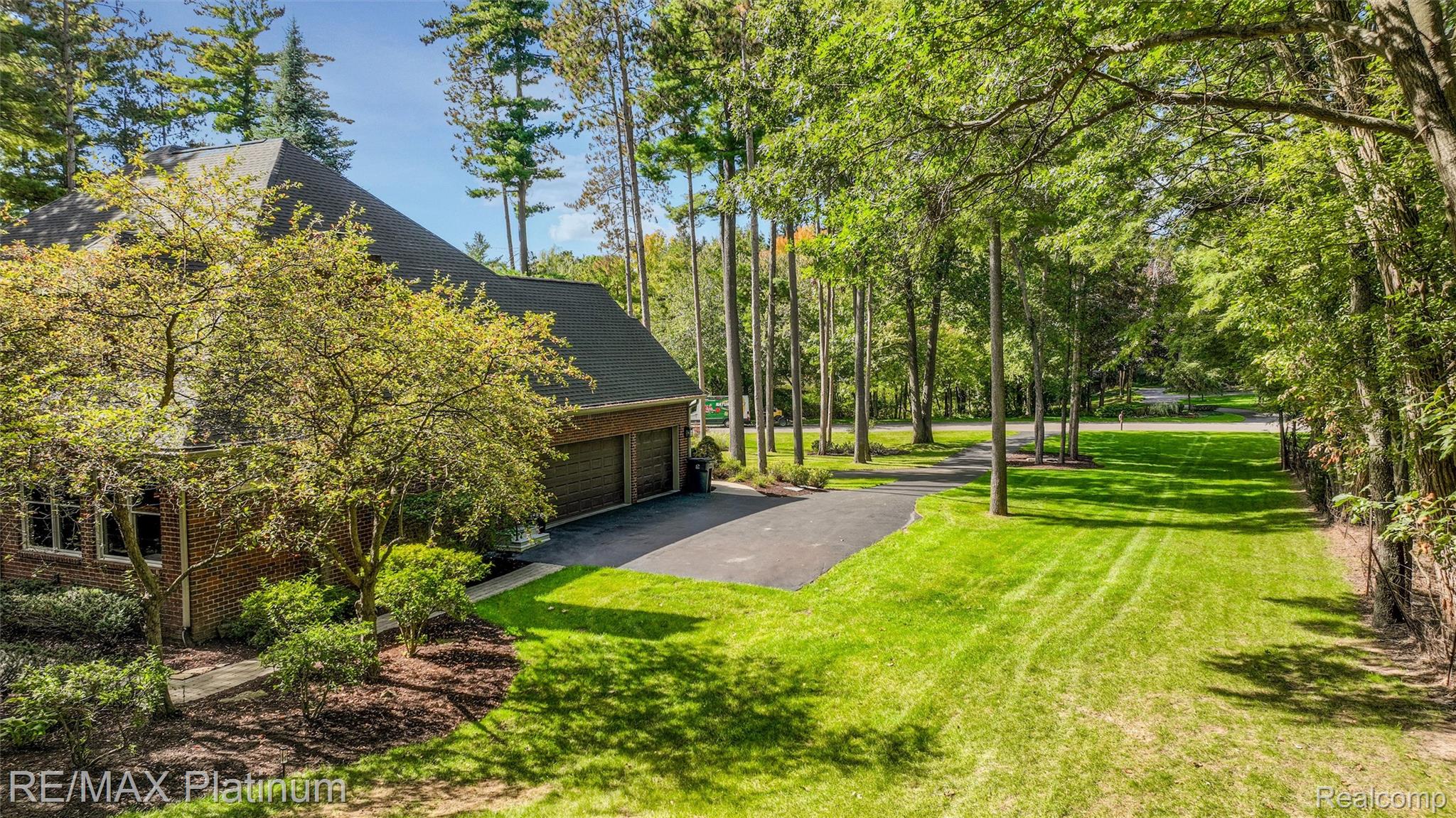 5431 Arbor Bay Drive