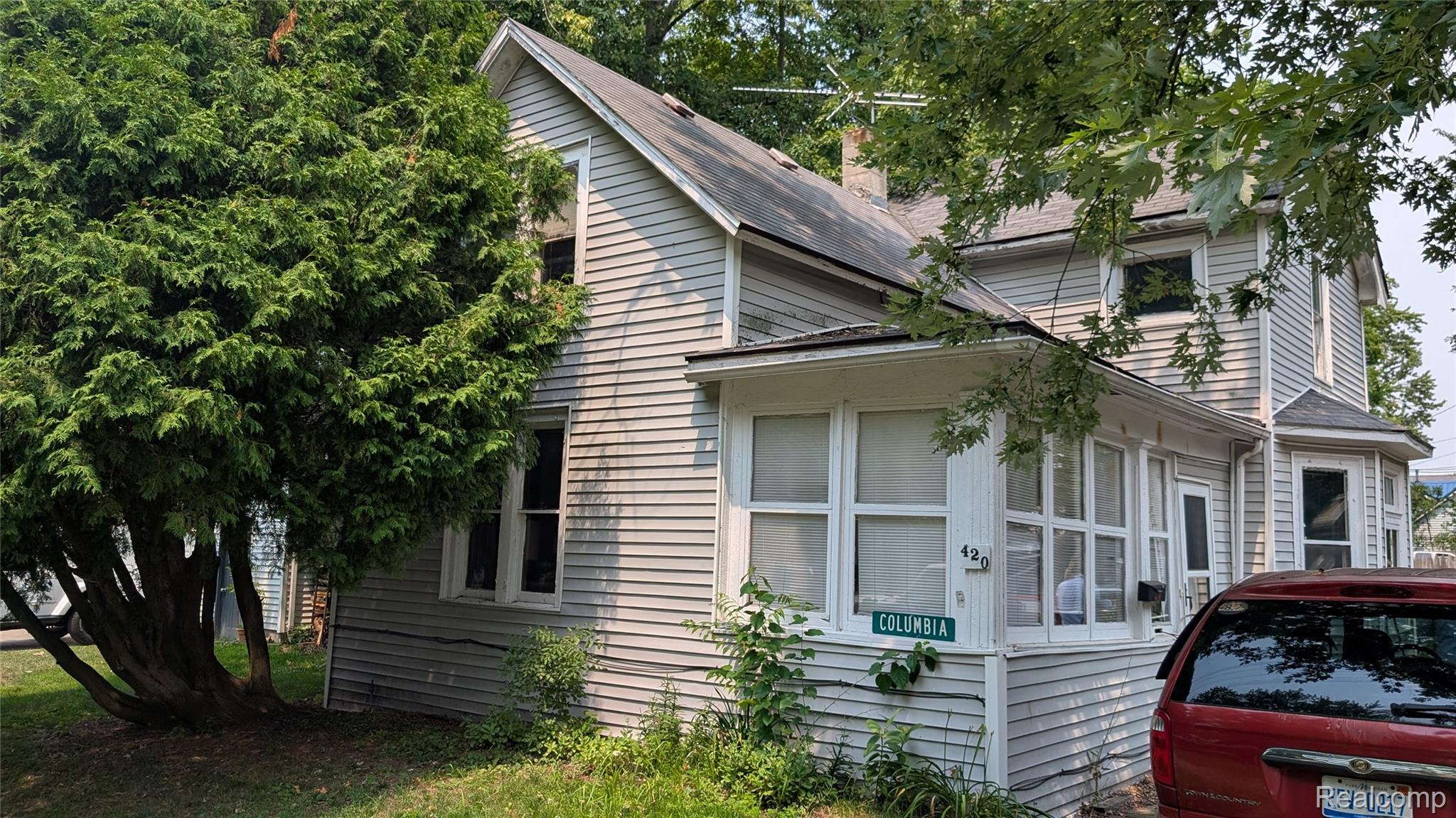 420 Columbia Street