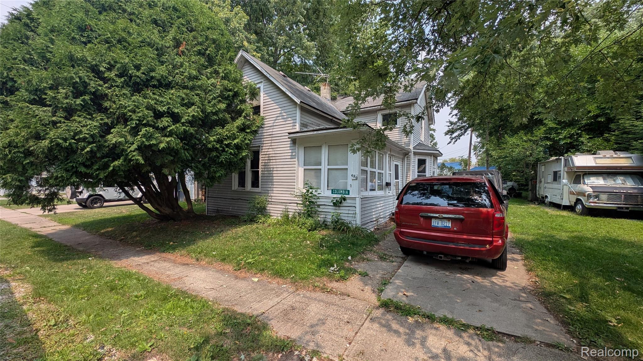 420 Columbia Street