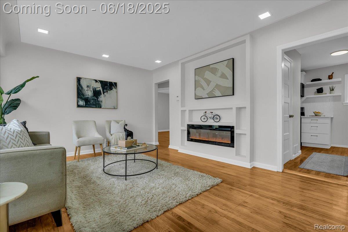19505 Santa Barbara Drive