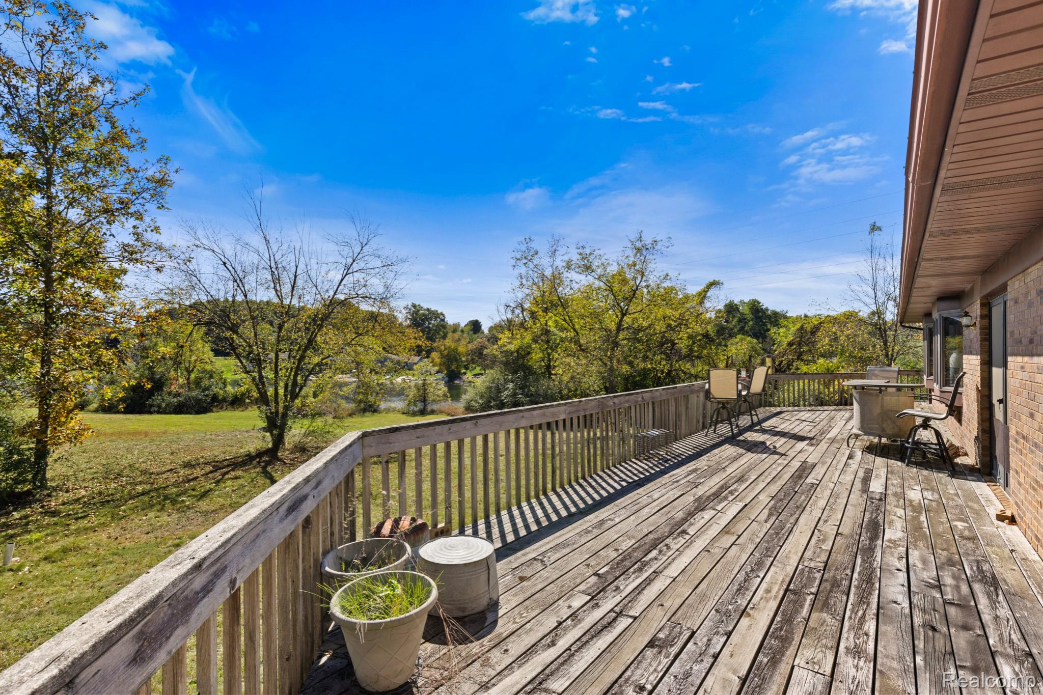 15281 US 12 Highway