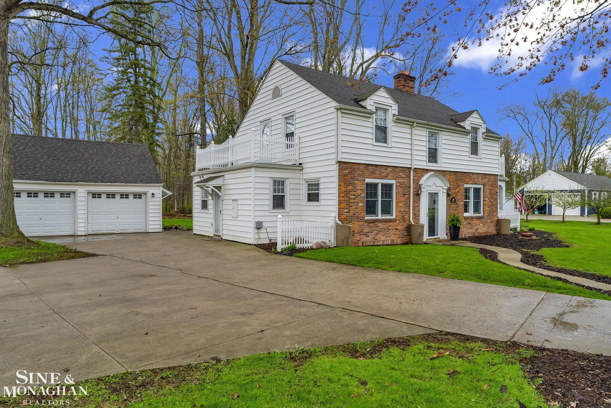 260 N Elk Street