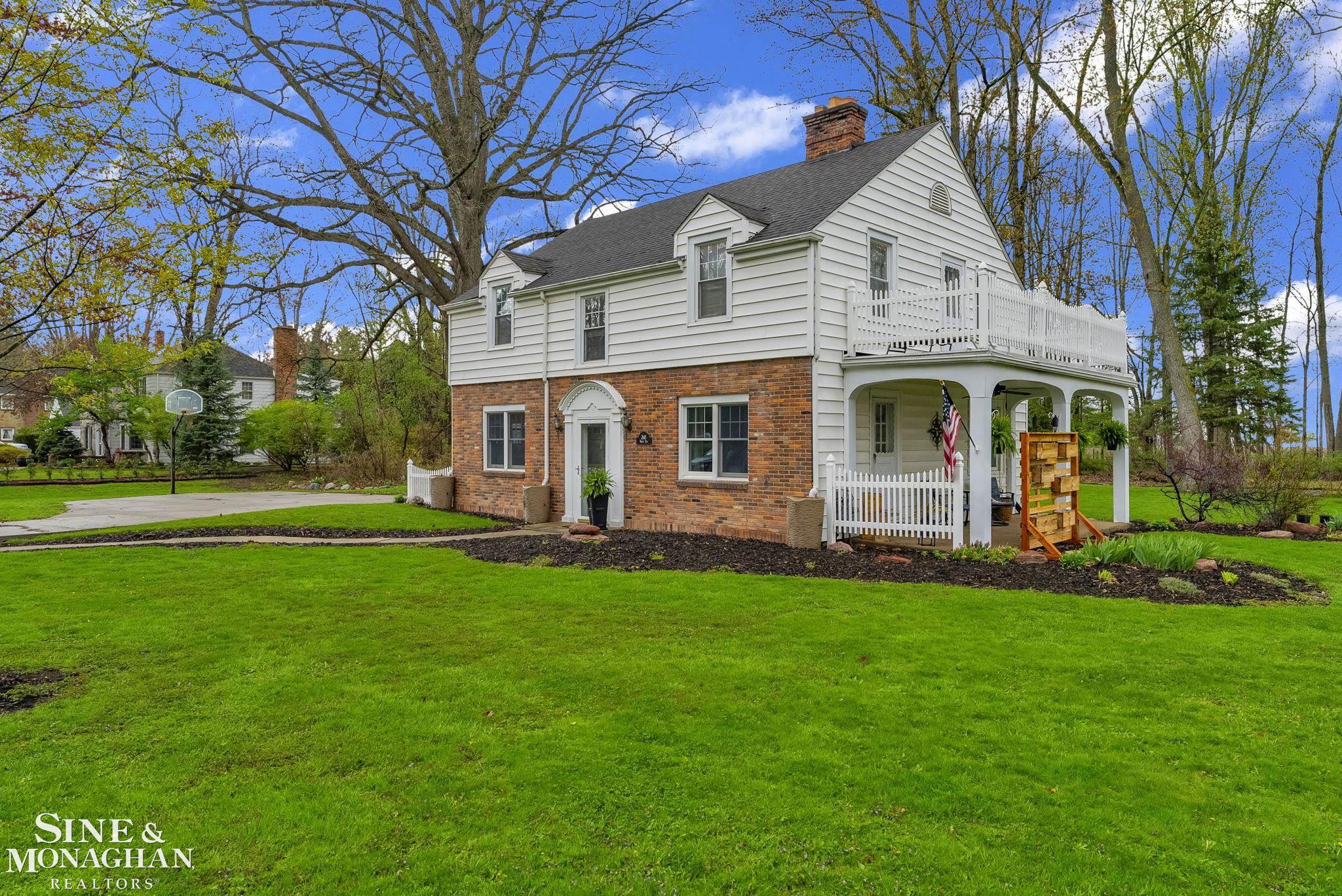 260 N Elk Street