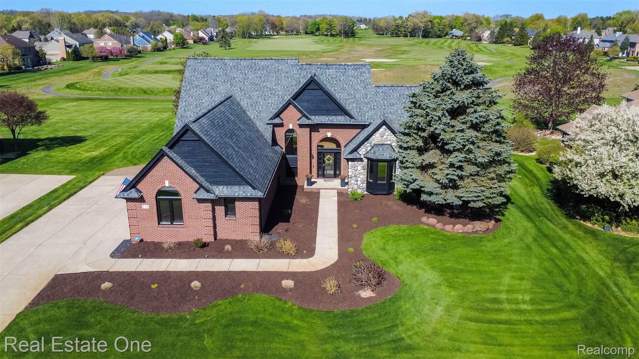 418 Gleneagles