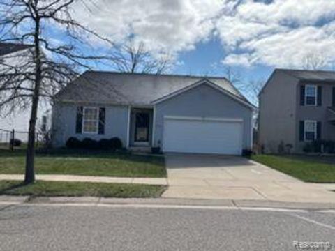 2910 Kalkaska River Drive Handy Township MI 48836