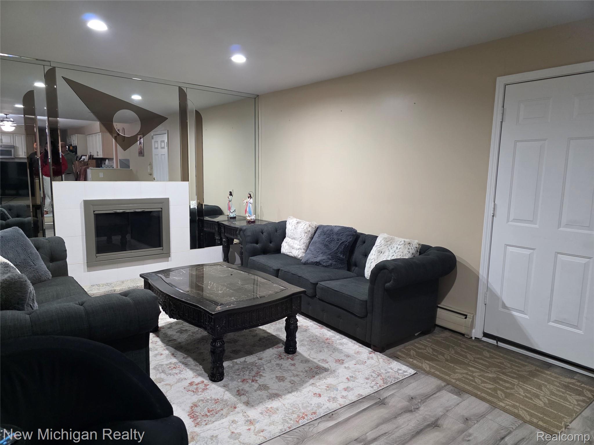 29441 Somerset Drive