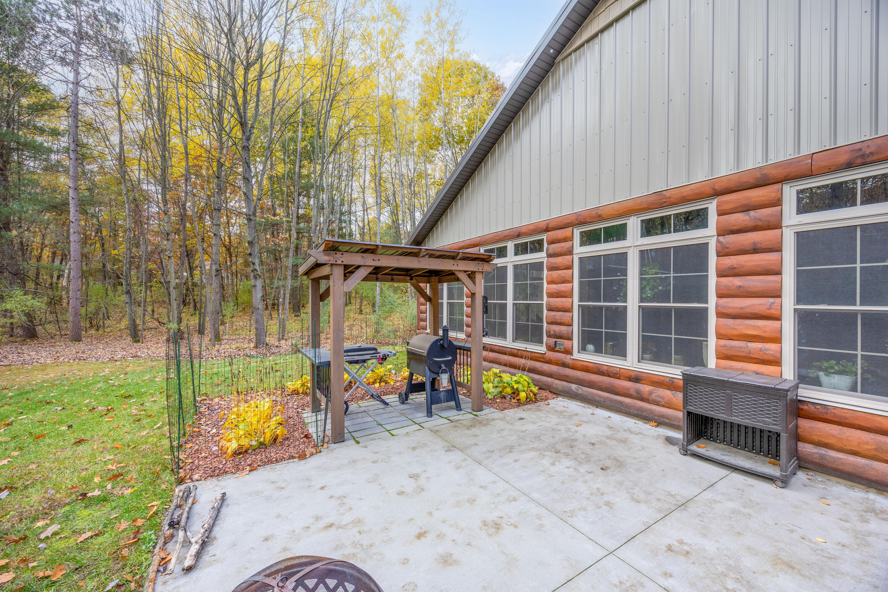 3159 Hilltop Lane