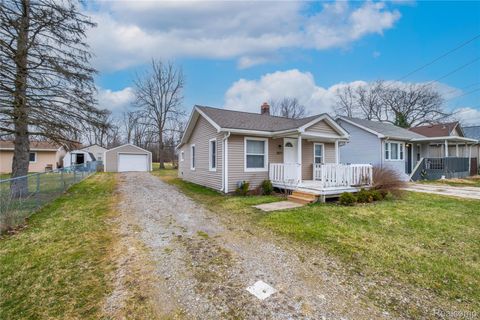 Tiny photo for 2271 Kenneth Street, Burton City, MI 48529 (MLS # 20261021744)