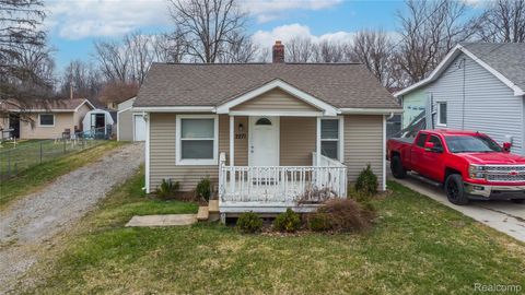 Tiny photo for 2271 Kenneth Street, Burton City, MI 48529 (MLS # 20261021744)